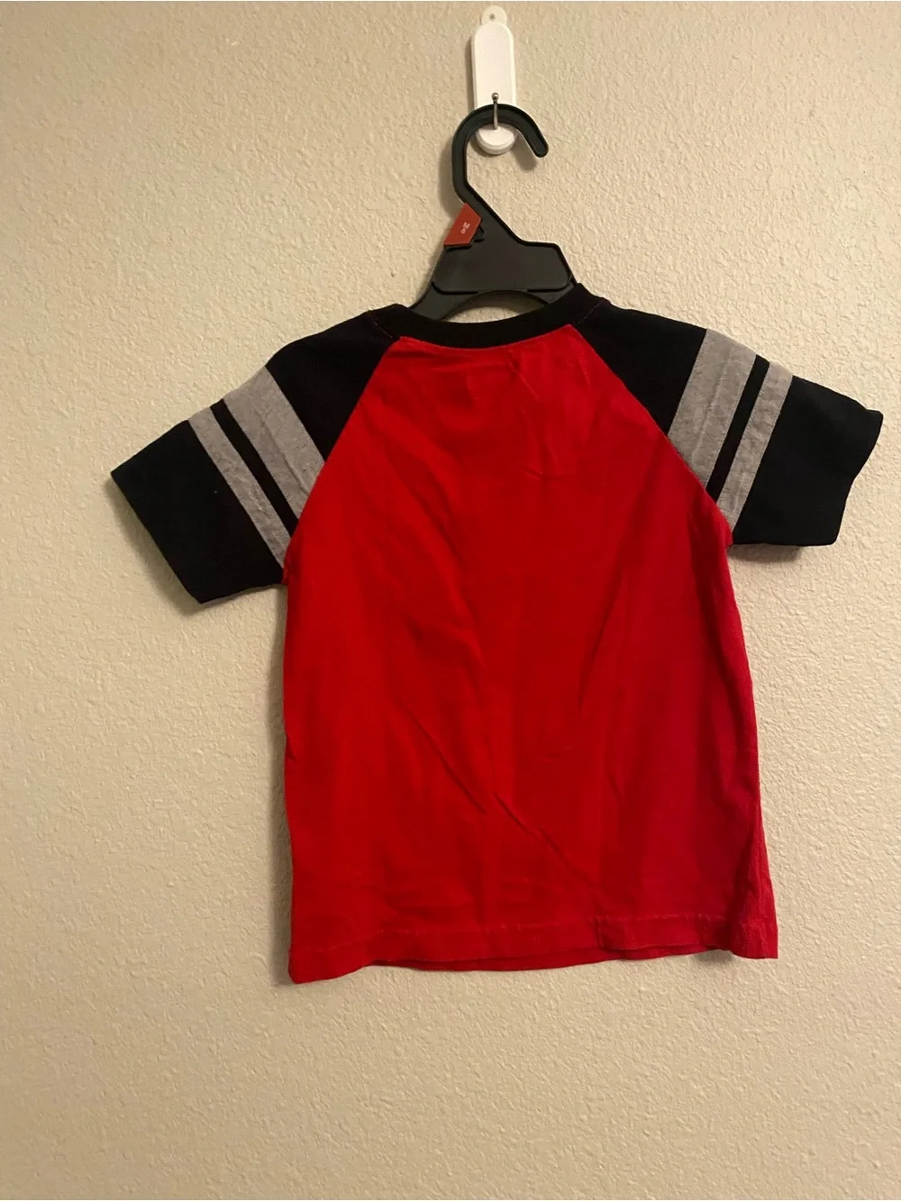 Garanimals Red‎ Raglan Wolf Graphic Tee